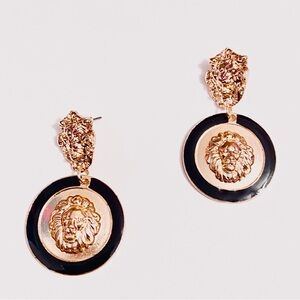Circle Lionhead Earrings